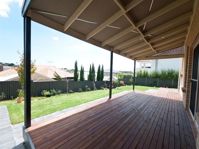 9 The Boulevard, Flagstaff Hill SA 5159