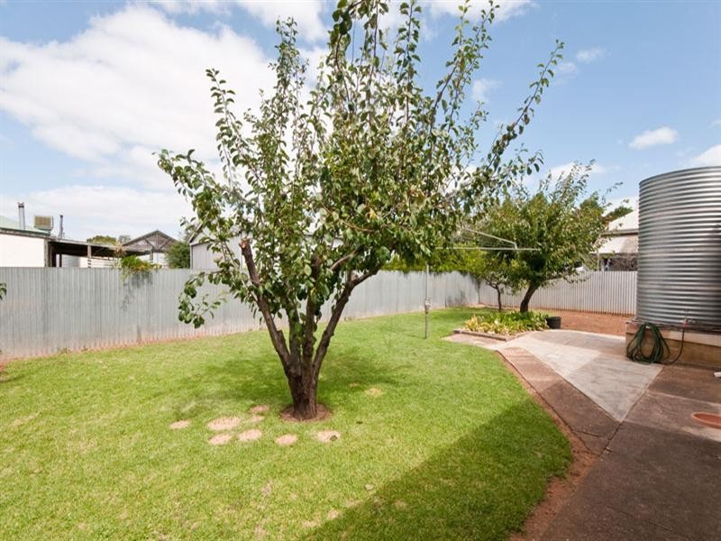 7 Oval Avenue, Woodville South SA 5011