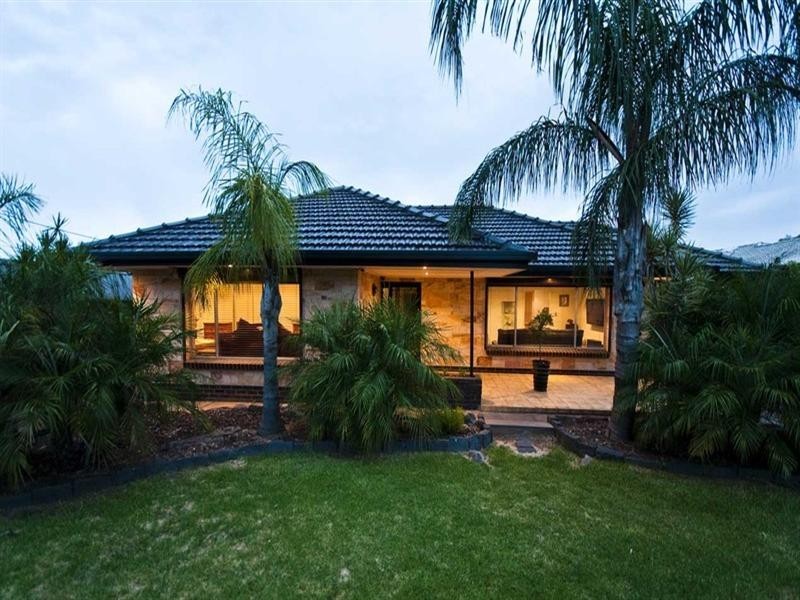 47 Maidos Grove, Valley View SA 5093