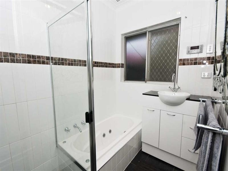 47 Maidos Grove, Valley View SA 5093