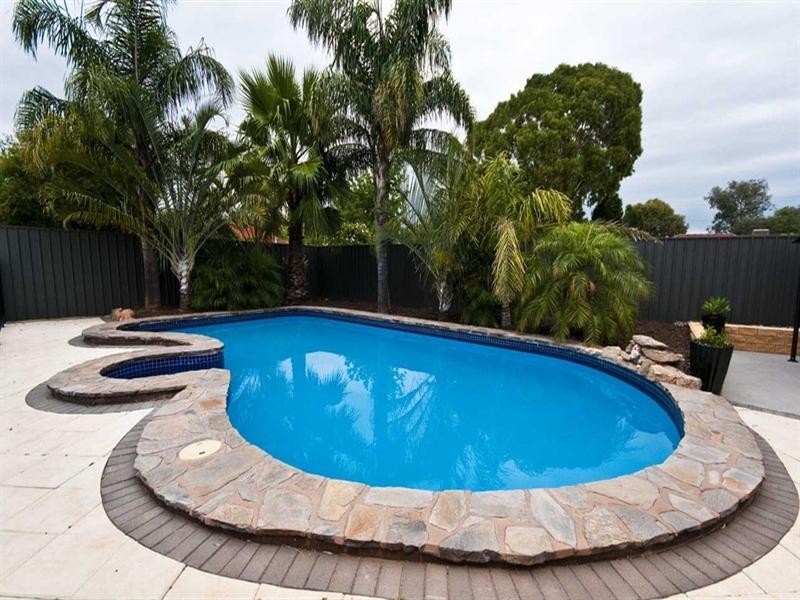 47 Maidos Grove, Valley View SA 5093