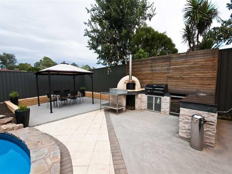 47 Maidos Grove, Valley View SA 5093