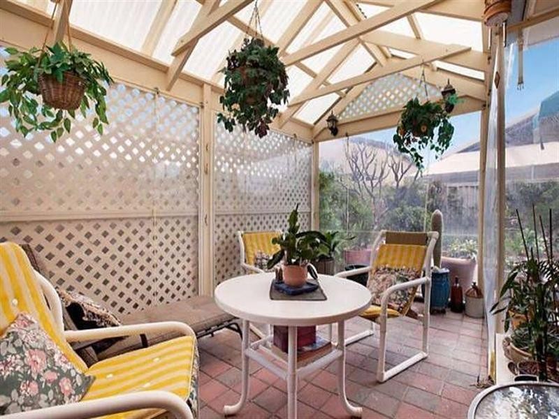 5 Nambucca Avenue, West Lakes Shore SA 5020