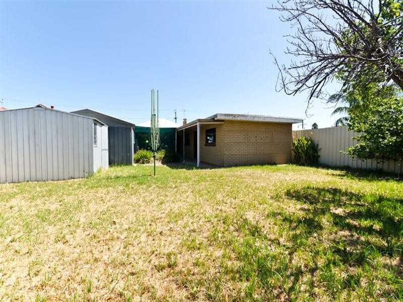 4 Price Avenue, Pennington SA 5013