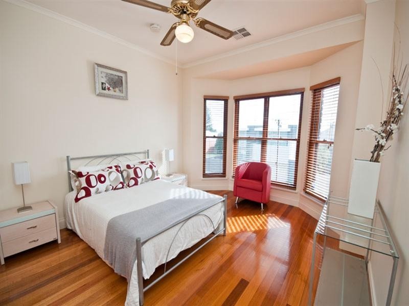 56 Seaview Road, Tennyson SA 5022