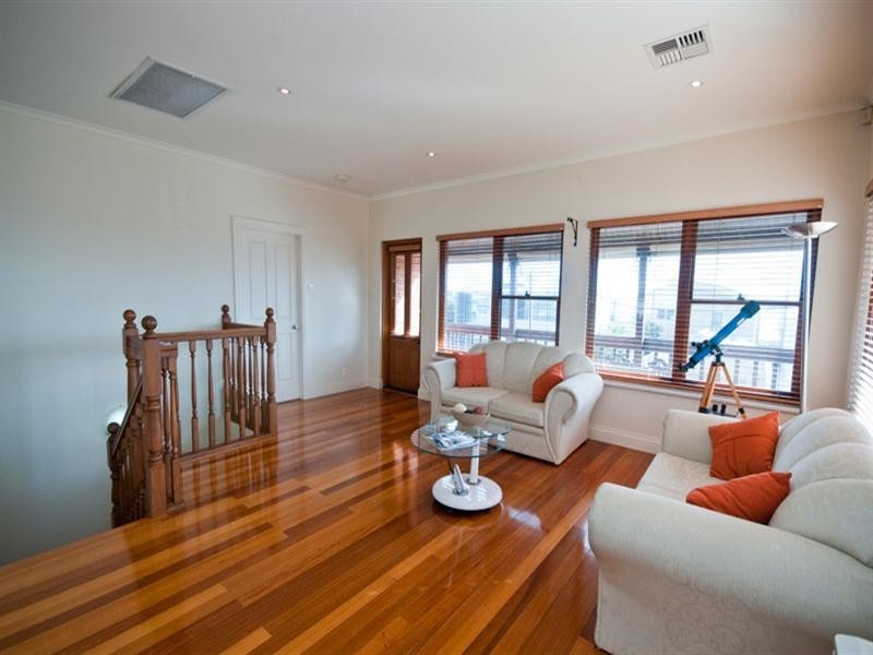 56 Seaview Road, Tennyson SA 5022