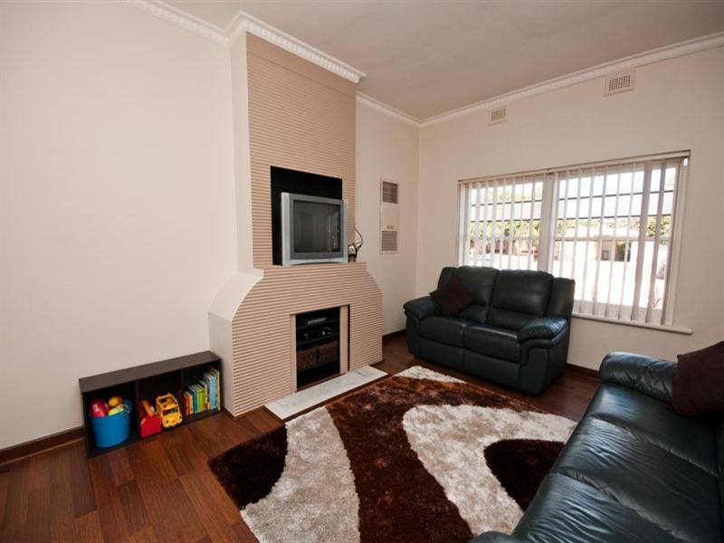 3 Aberfeldy Avenue, Woodville SA 5011