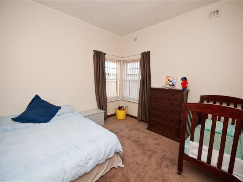 3 Aberfeldy Avenue, Woodville SA 5011