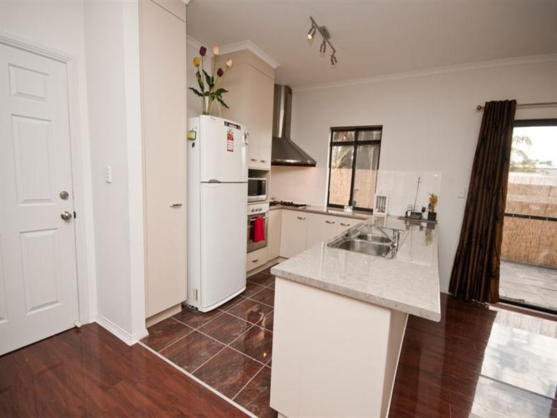 3 Cross Street, Queenstown SA 5014