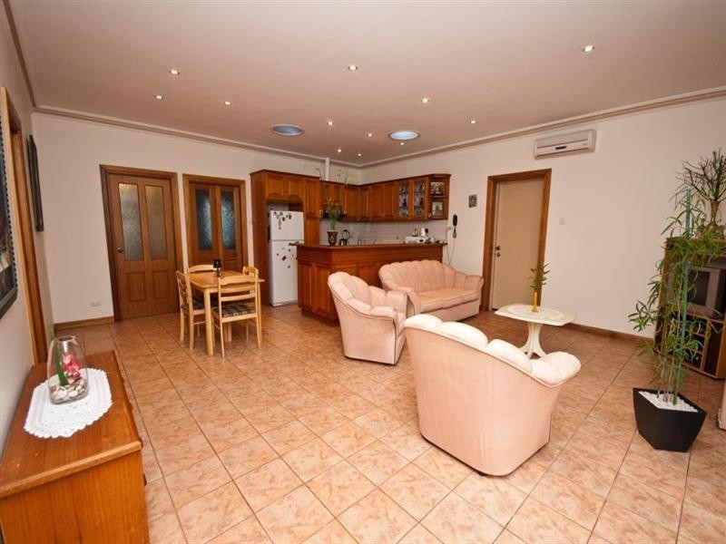 58 Treweck Avenue, Hillcrest SA 5086