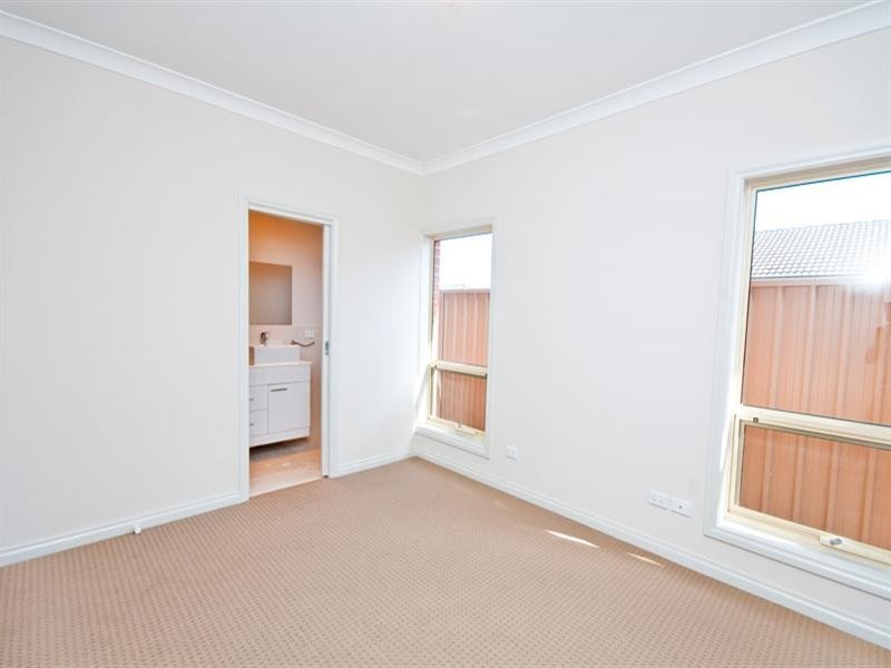 5 South Parade, Seaton SA 5023