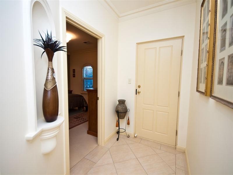 12 Mercurio Drive, Flinders Park SA 5025