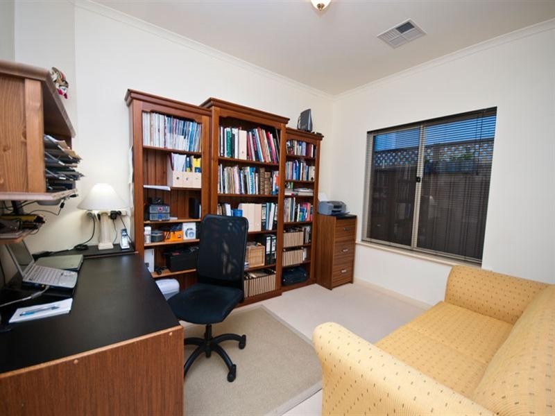 12 Mercurio Drive, Flinders Park SA 5025