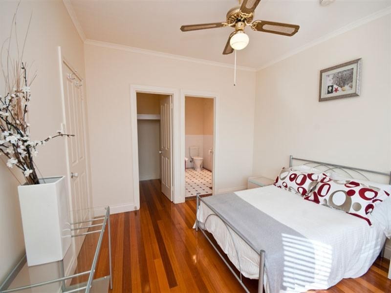 56 Seaview Road, Tennyson SA 5022