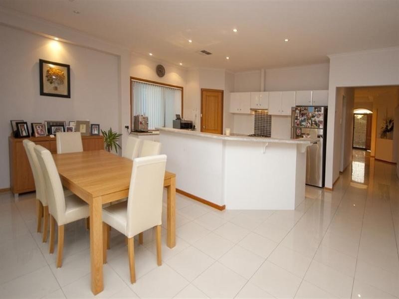 12 Gainsborough Avenue, Ferryden Park SA 5010