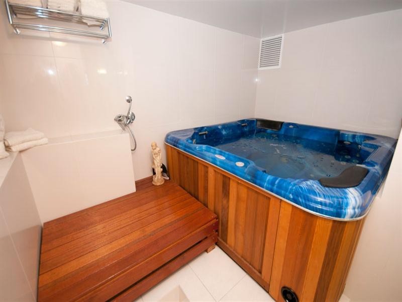 10A Bluelake Court, Tennyson SA 5022