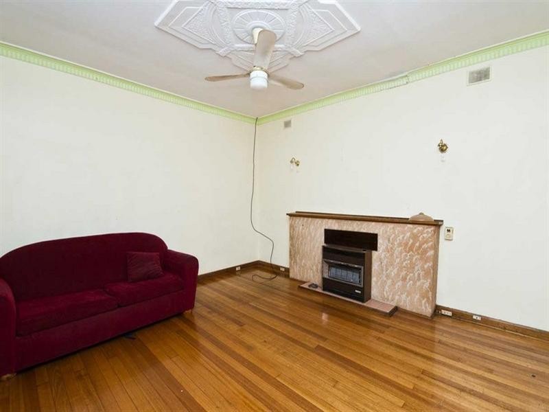 90 Humphries Terrace, Woodville Gardens SA 5012