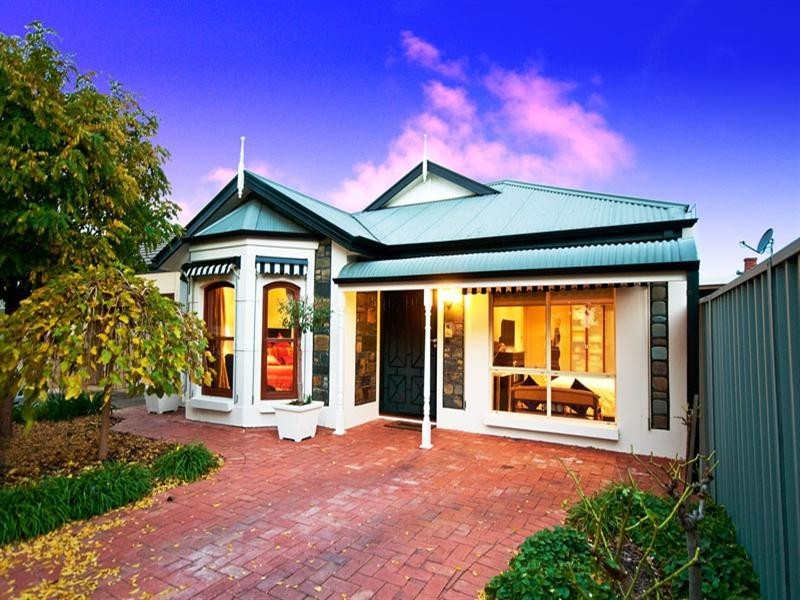 30 Hughes Street South, Woodville SA 5011