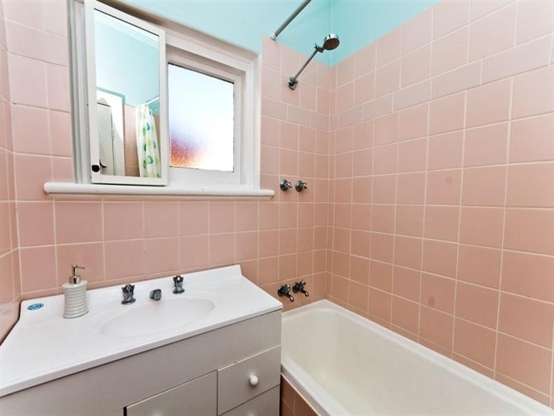 19 Honeyton Street, Seaton SA 5023