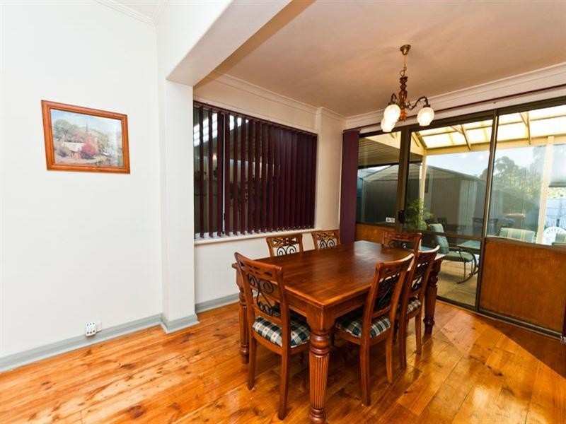 19 Honeyton Street, Seaton SA 5023