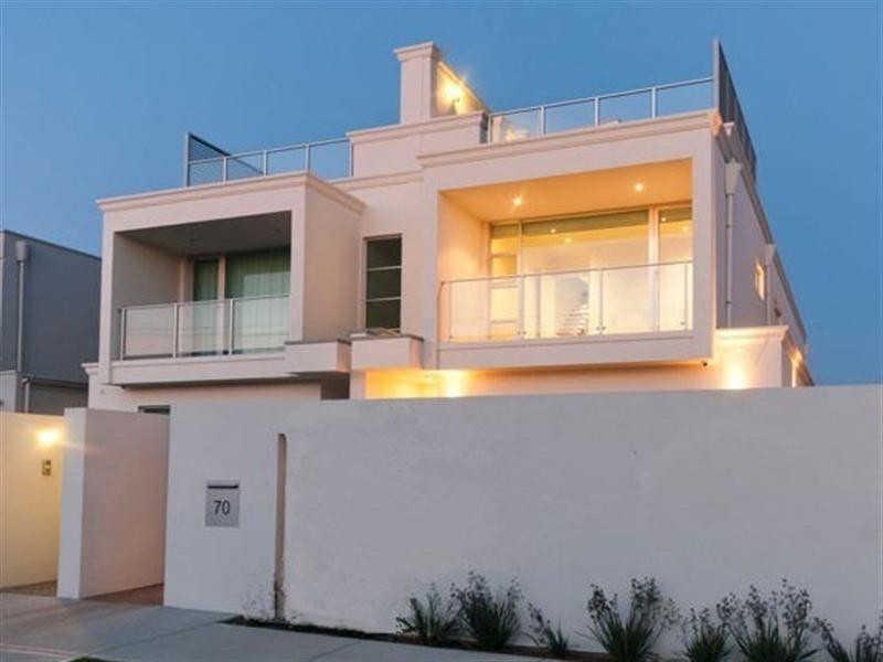 70 Seaview Road, Tennyson SA 5022