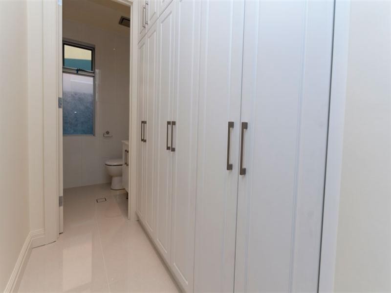 70 Seaview Road, Tennyson SA 5022