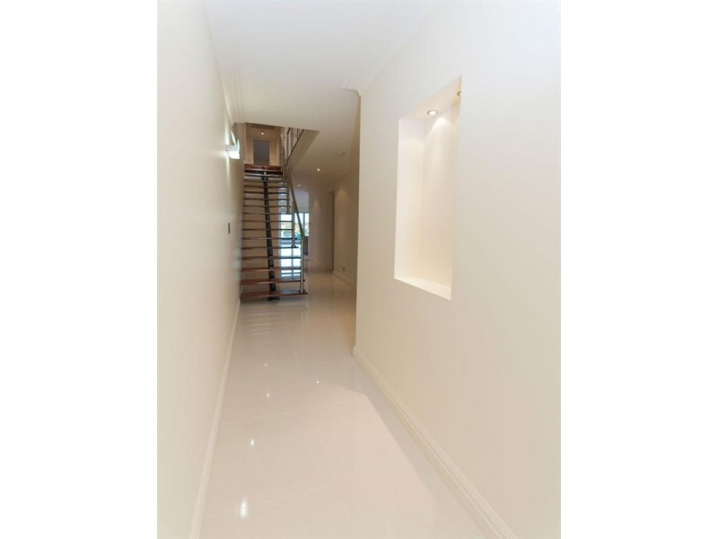 70 Seaview Road, Tennyson SA 5022