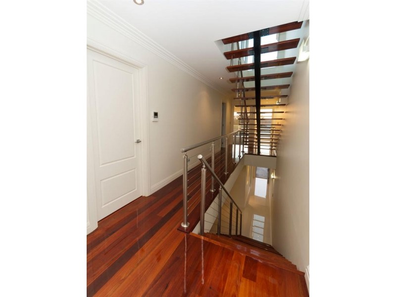 70 Seaview Road, Tennyson SA 5022