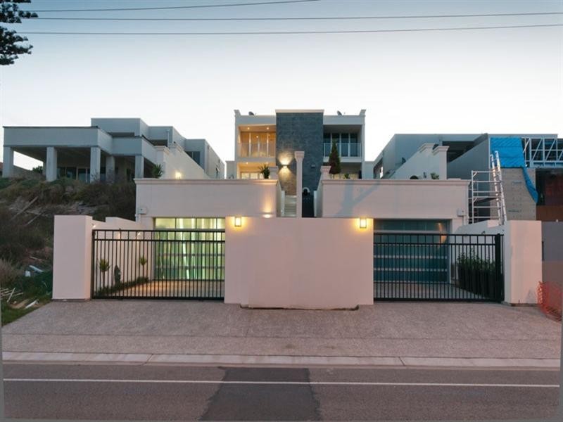 70 Seaview Road, Tennyson SA 5022