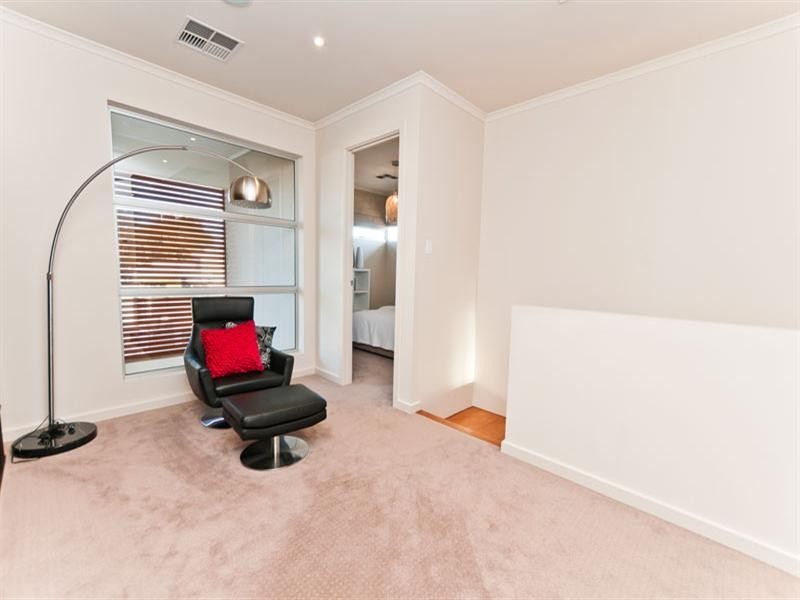 3 Crompton Drive, Woodville SA 5011