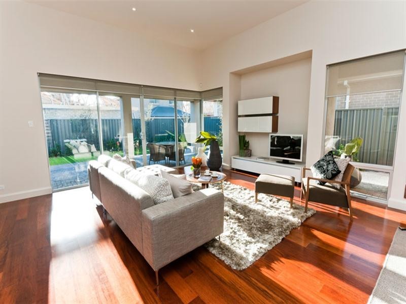 3 Crompton Drive, Woodville SA 5011