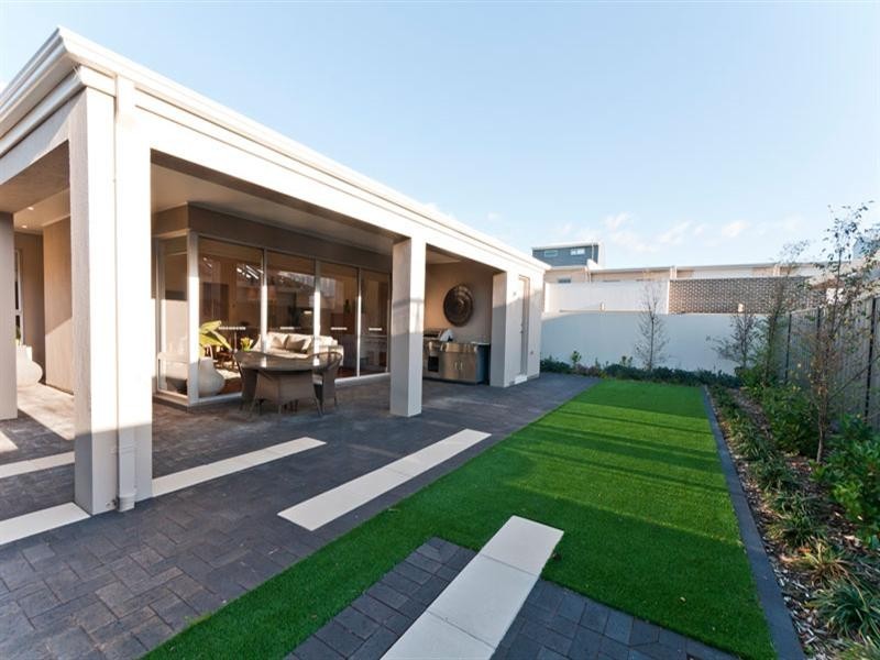 3 Crompton Drive, Woodville SA 5011