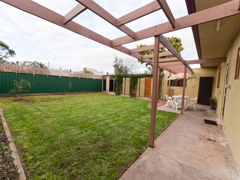 16 Penola Street, Kilkenny SA 5009