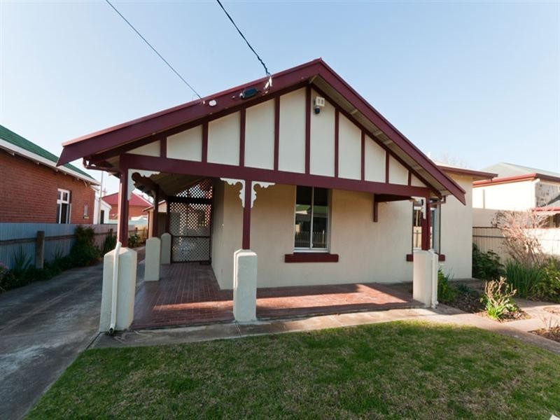 8 Penola Street, Kilkenny SA 5009