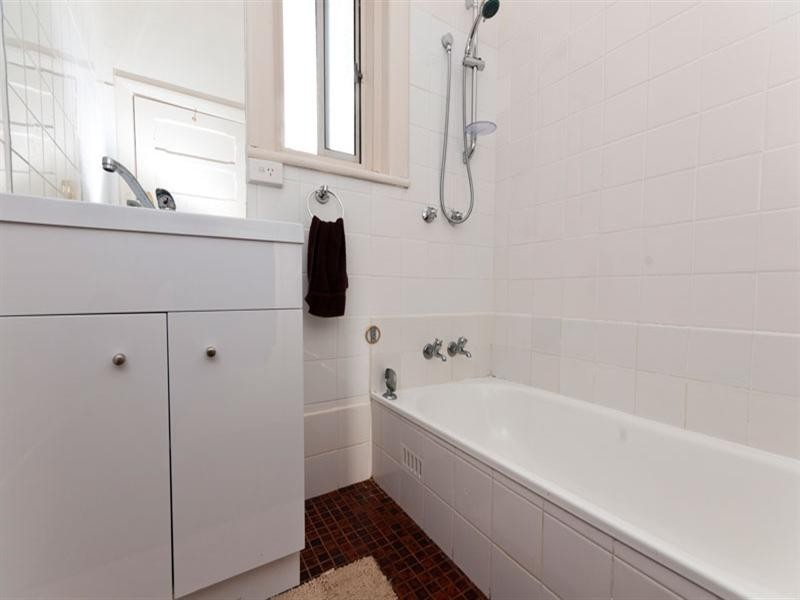 8 Penola Street, Kilkenny SA 5009