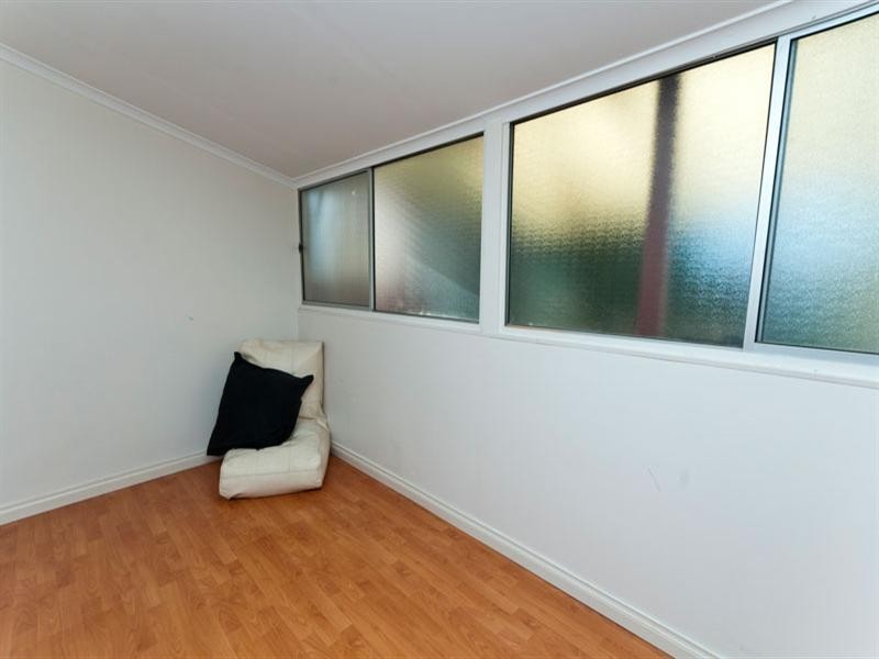 8 Penola Street, Kilkenny SA 5009