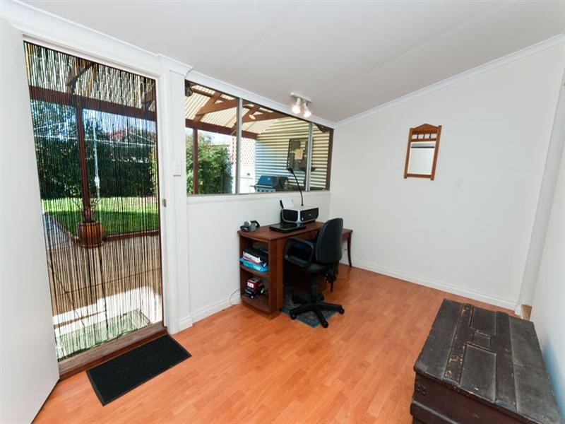 8 Penola Street, Kilkenny SA 5009