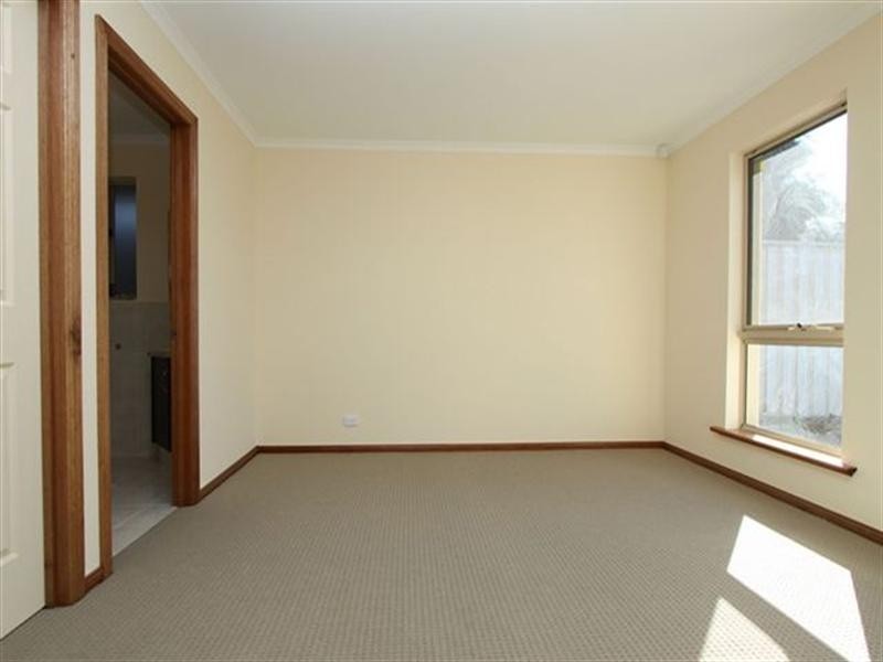 83 Gladstone Road, Mansfield Park SA 5012