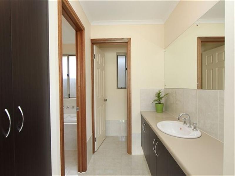 83 Gladstone Road, Mansfield Park SA 5012