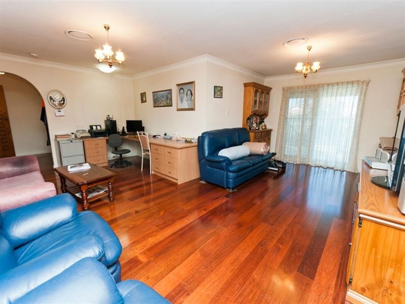 11 Katarama Road, Fairview Park SA 5126