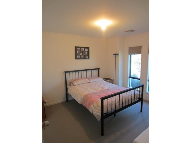 70 Lurline Avenue, Gilles Plains SA 5086