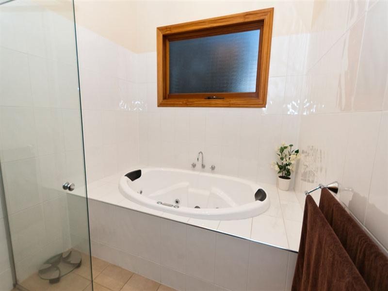 45 Hughes Street North, Woodville SA 5011