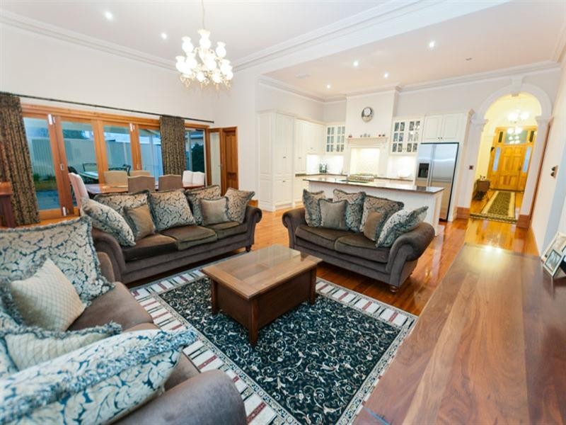 45 Hughes Street North, Woodville SA 5011