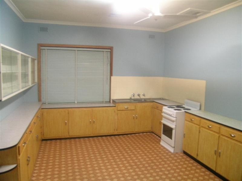 18 Hotchkiss Crescent, Croydon Park SA 5008