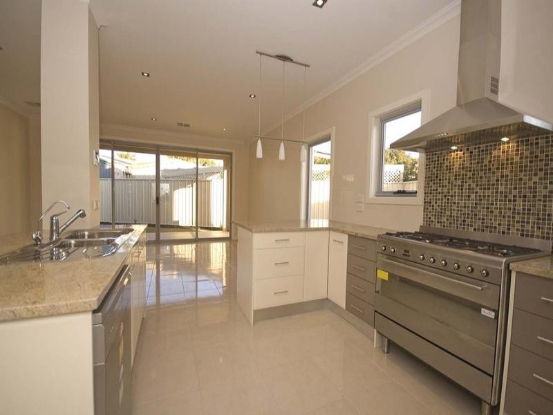 19 Griffiths Street, Henley Beach SA 5022