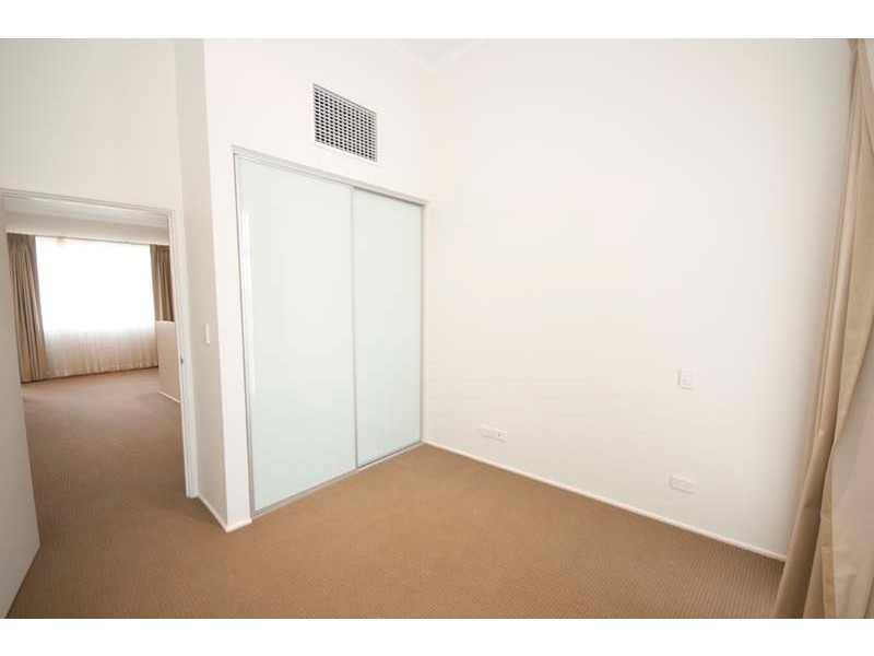 16 Yao Cove,, New Port SA 5015