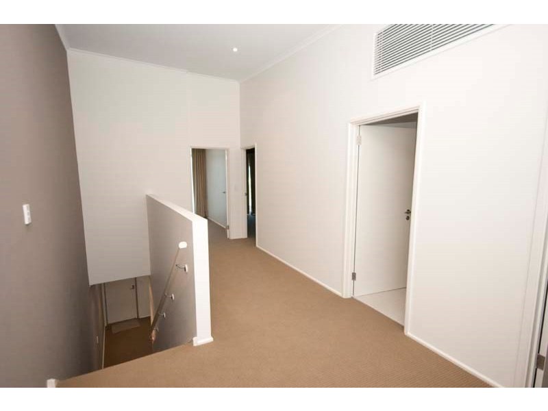 16 Yao Cove,, New Port SA 5015