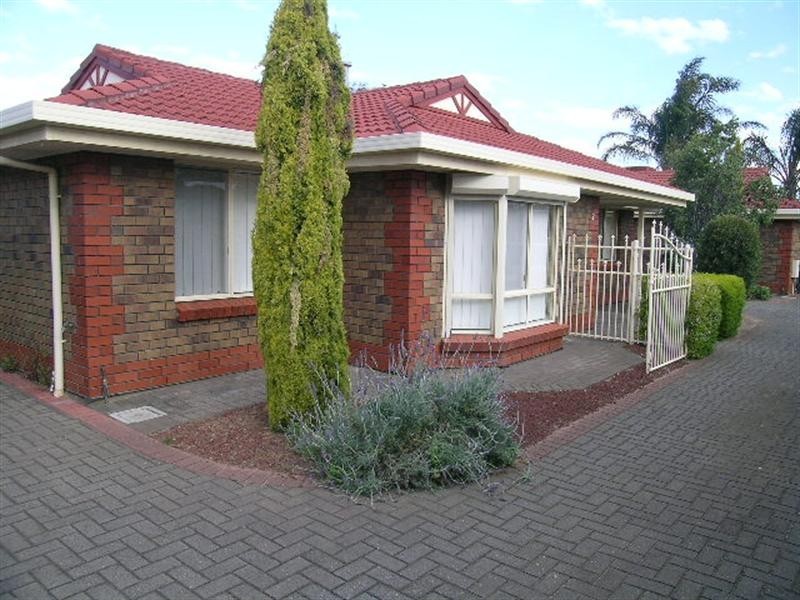 2/19 Russ Avenue, Seaton SA 5023