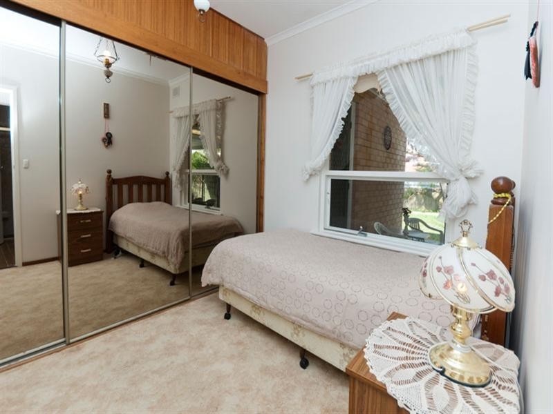 90 Awoonga Road, Hope Valley SA 5090