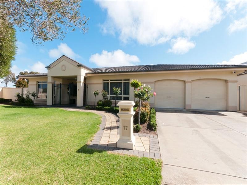 77 Fairford Terrace, West Lakes Shore SA 5020